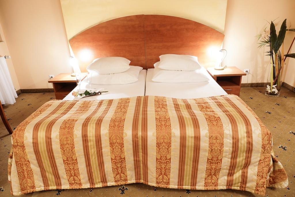 Hotel City Grudziądz Quarto foto
